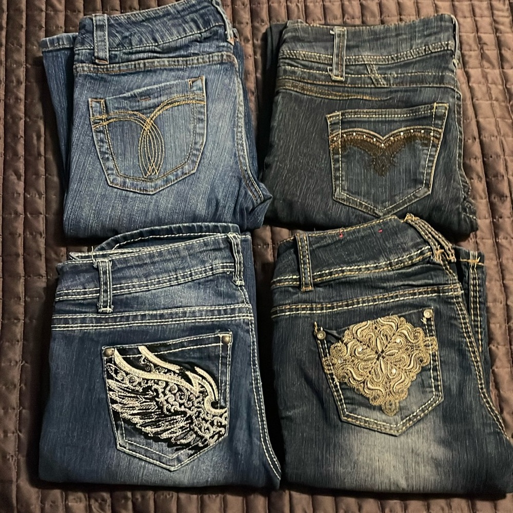 4 pairs bootcut Jeans